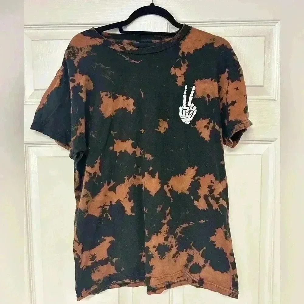 Medium Bowery Supply Co Reverse Tie Dye Halloween Skull Peace Sign Tie Dye Tee